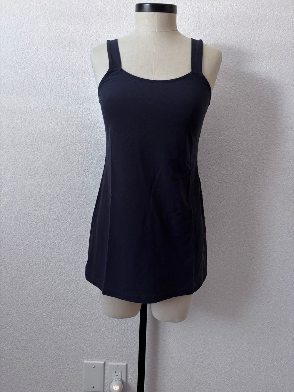 Eileen Fisher - NWOT Navy Elongated Wide Strap Tank Top Size S